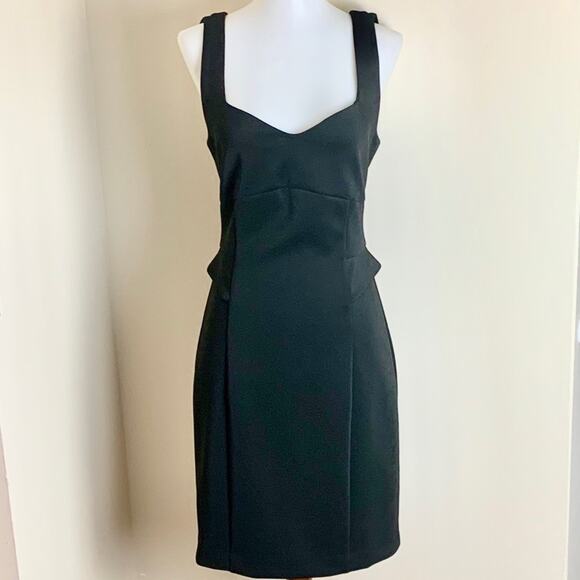 Guess Los Angeles Dress EUC - Picture 9 of 9